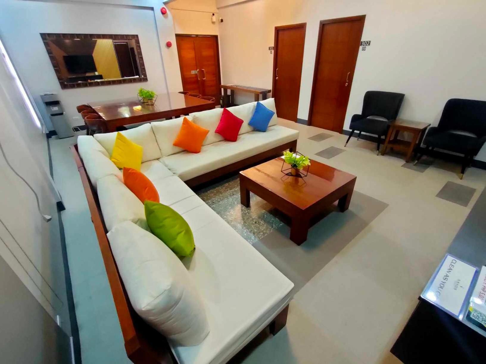 Sands Hotel ناسوجبو المظهر الخارجي الصورة
